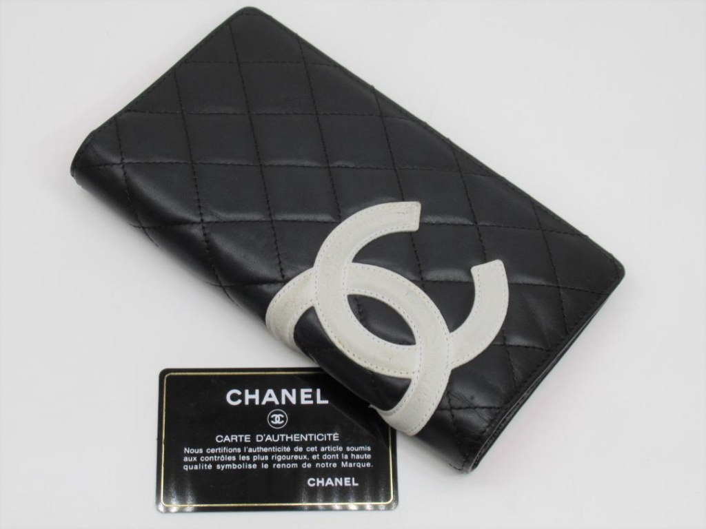 CHANEL シャネル 二つ折り長財布 カンボンライン ラムスキン A26717